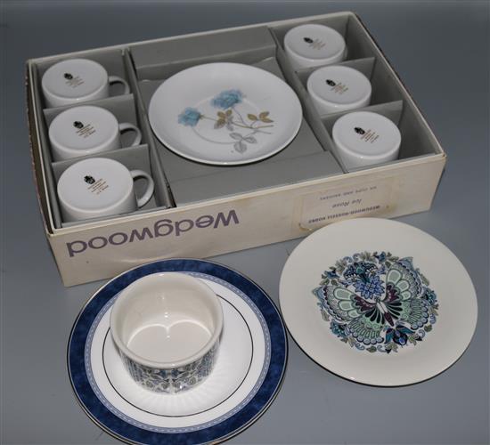 Wedgwood Ice Rose dinner service & Doulton Atlantis, B&W marble part sets